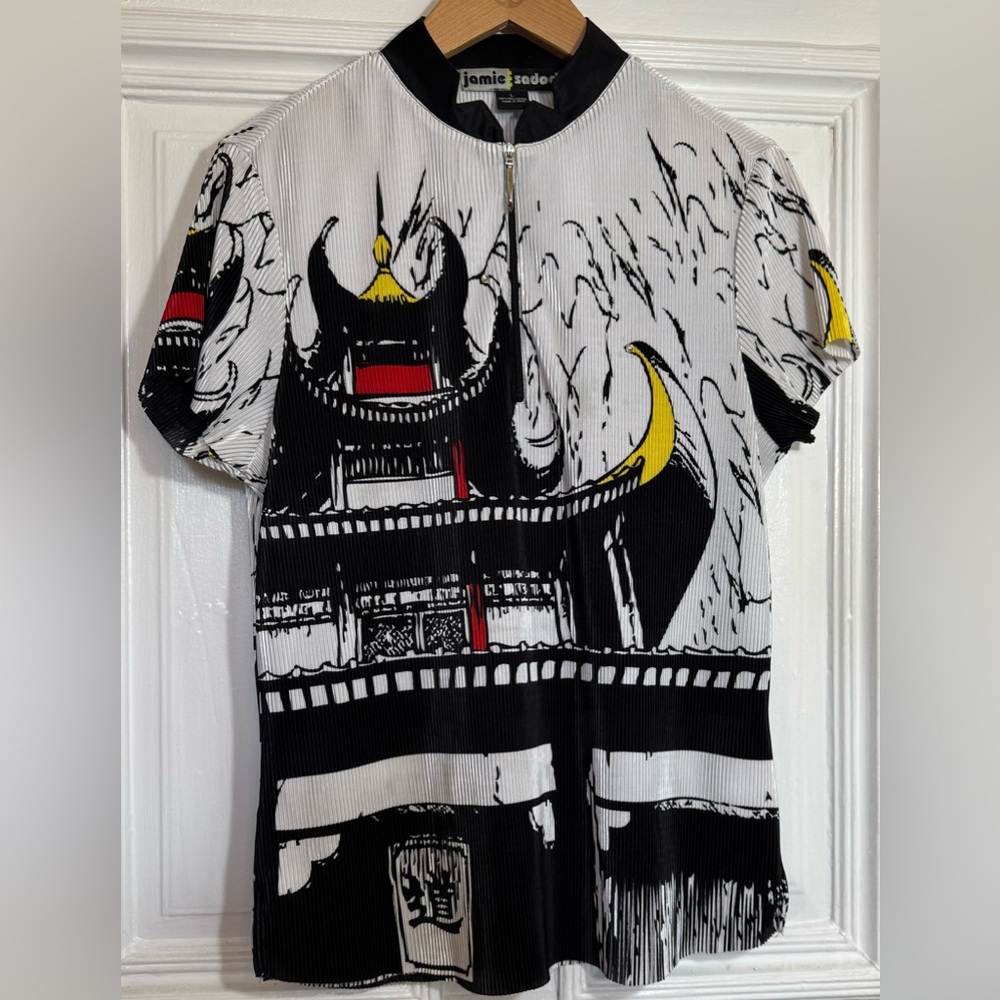 Jamie Sadock golf pro shop top size L.
